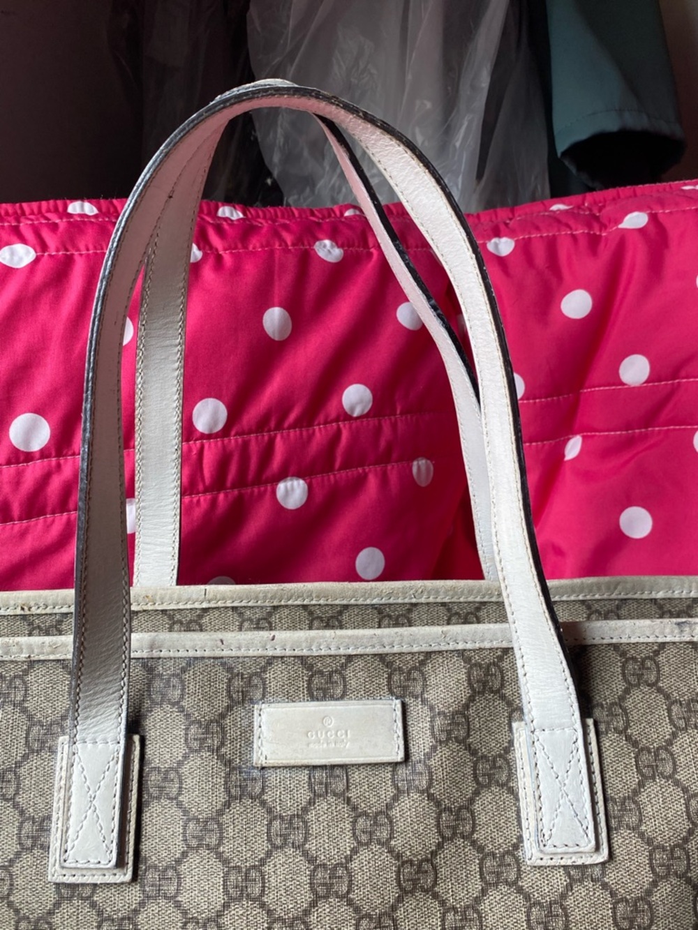 Gucci Beige GG Supreme Canvas Tote with Cream Leather Trim - Picture 4 of 17